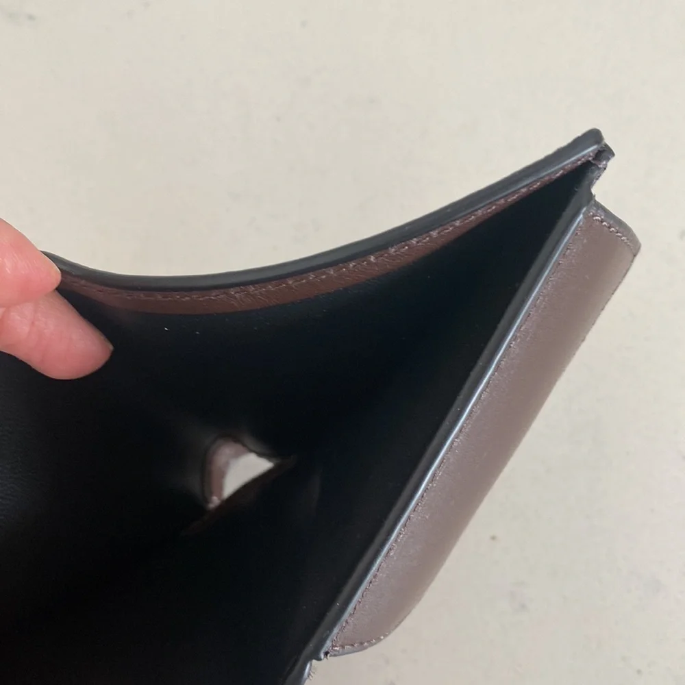 COACH wallet - Picture 8 of 10
